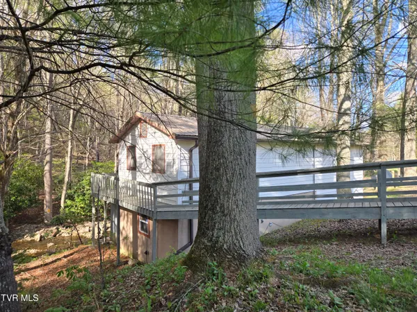 $150,000 | 326 Cove Creek Road, Roan Mountain, TN 37687