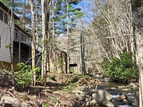 $150,000 | 326 Cove Creek Road, Roan Mountain, TN 37687