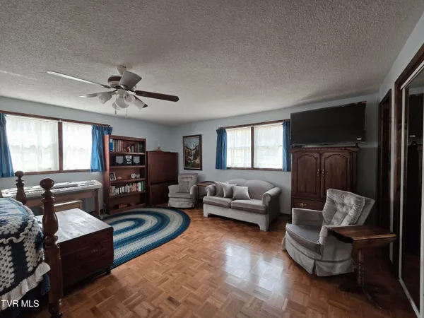 $150,000 | 326 Cove Creek Road, Roan Mountain, TN 37687