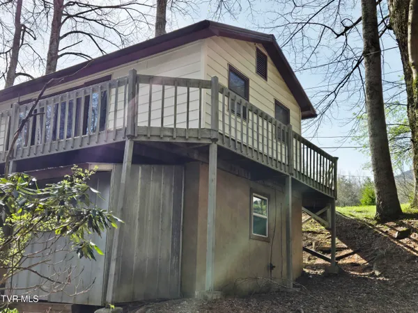 $150,000 | 326 Cove Creek Road, Roan Mountain, TN 37687