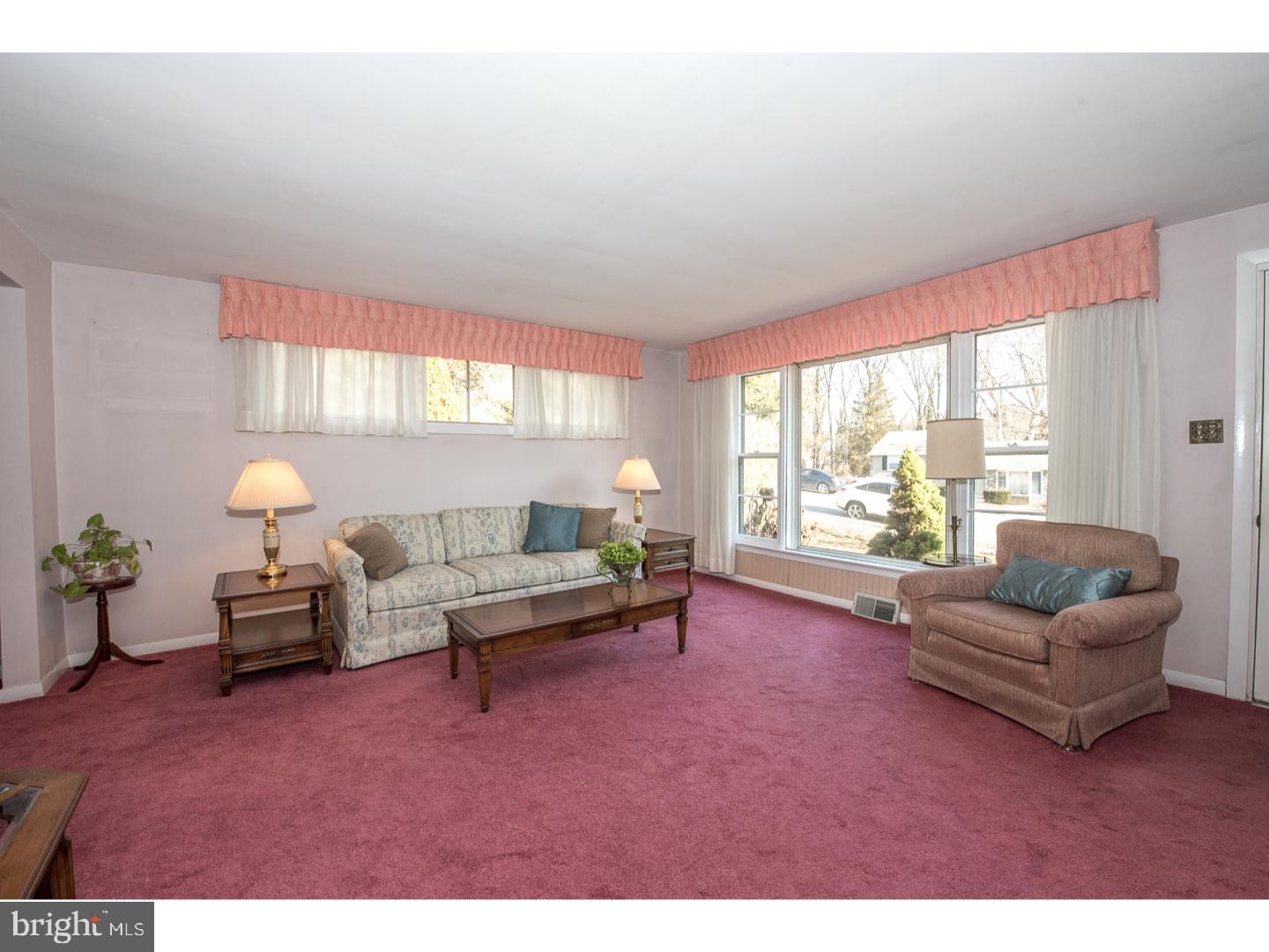 356 Lester Road Springfield, PA 19064 - Photo 5 of 25