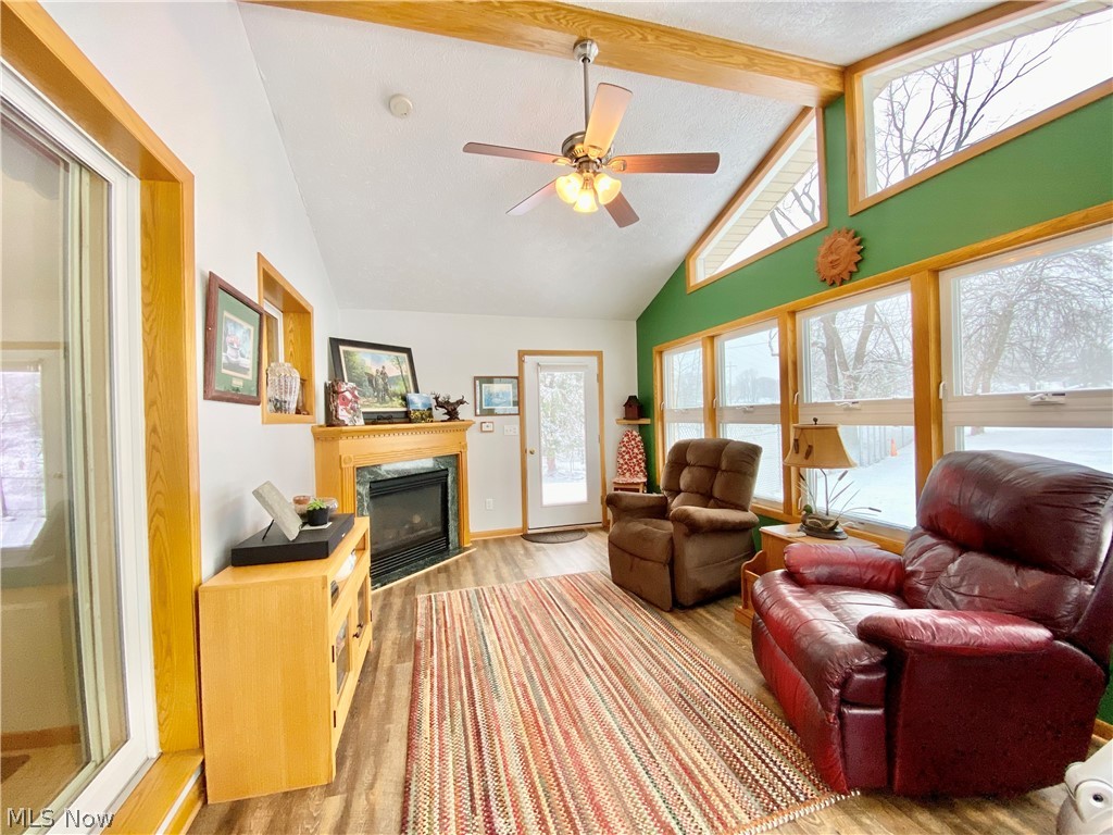 4556 Roop Avenue Barberton, OH 44203 - Photo 8 of 22 Gallery Image 8