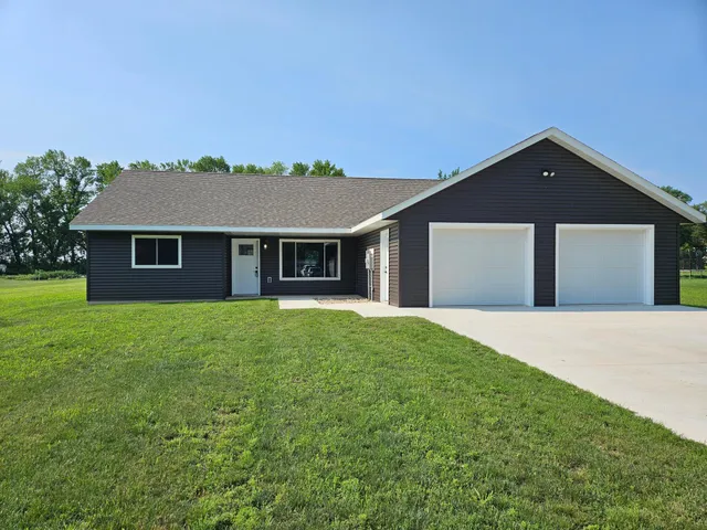 $265,000 | 141 Washington Street, Walnut Grove, MN 56180