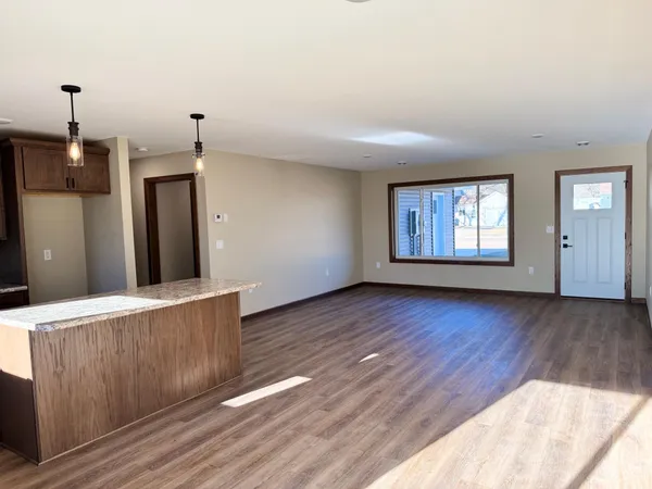 $265,000 | 141 Washington Street, Walnut Grove, MN 56180