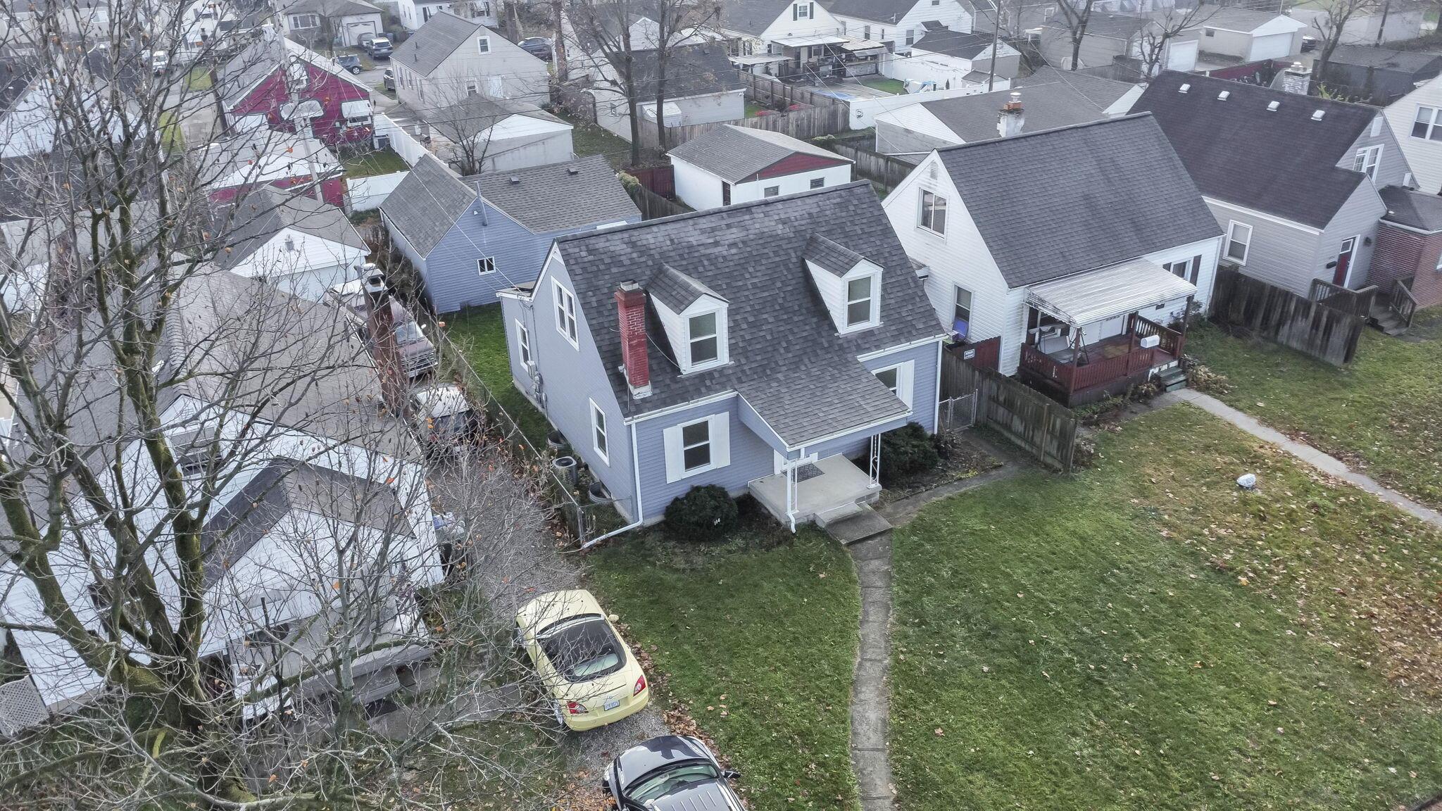 814 Chestershire Road Columbus, OH 43204 - Photo 39 of 51 39-web-or-mls-814-chestershire-rd