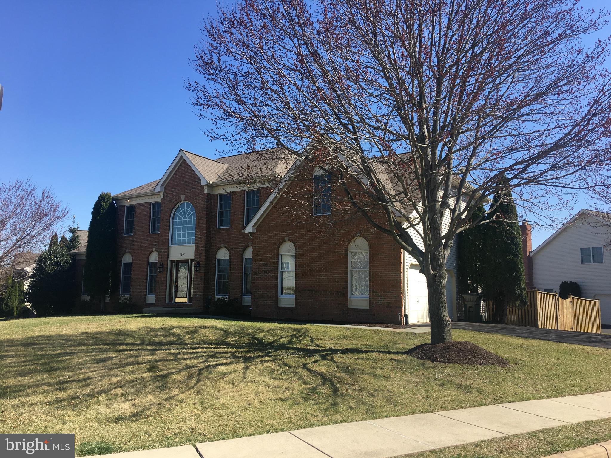 1301 Gatesmeadow Way Reston, VA 20194 - Photo 2 of 30 Exterior (Front)