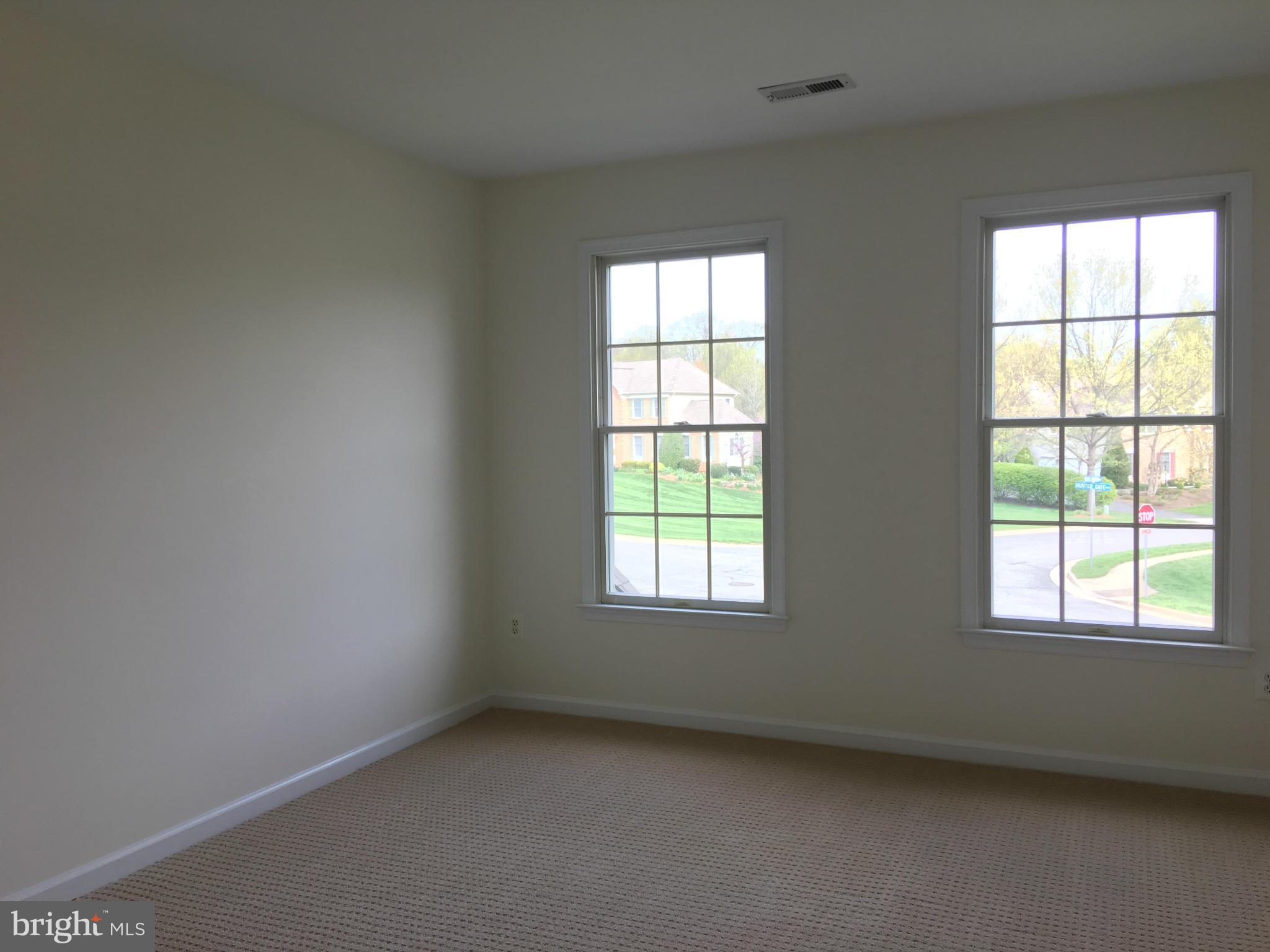 1301 Gatesmeadow Way Reston, VA 20194 - Photo 24 of 30 Bedroom