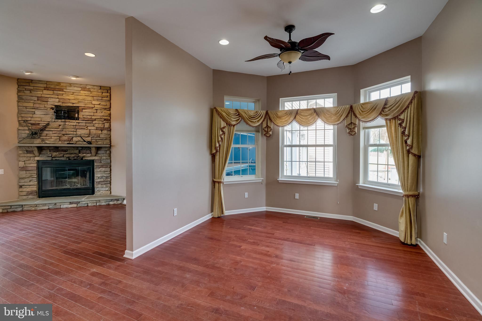 385 Windsor Road York, PA 17402 - Photo 33 of 93 Gallery Image 33