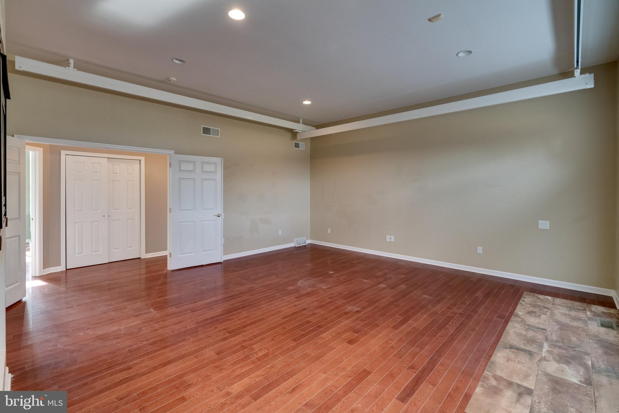 385 Windsor Road York, PA 17402 - Photo 49 of 93 Gallery Image 49