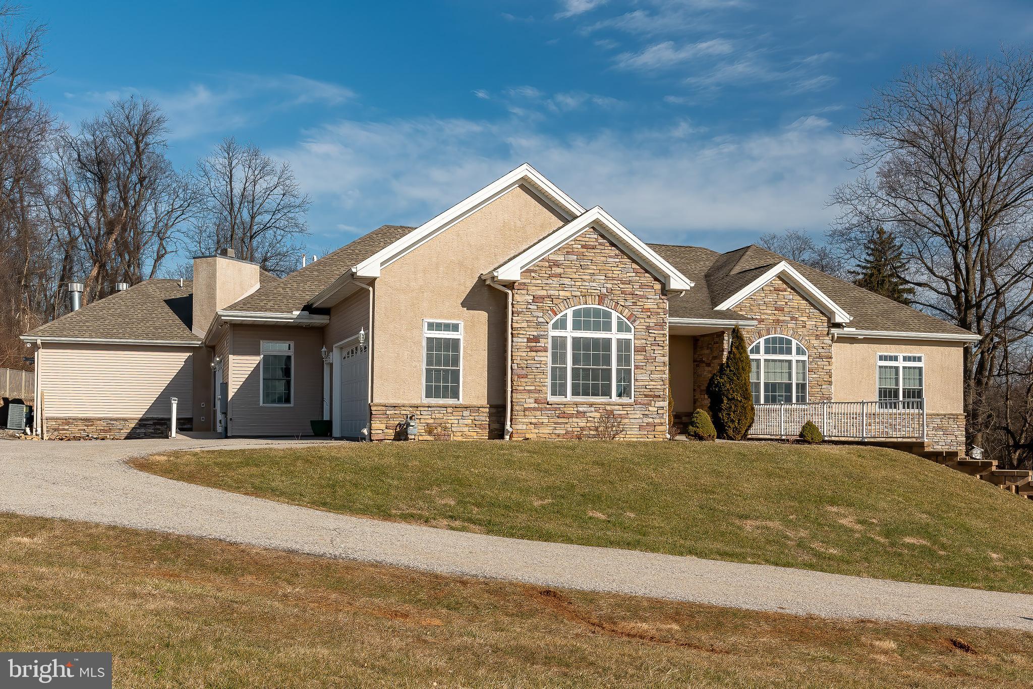 385 Windsor Road York, PA 17402 - Photo 8 of 93 Gallery Image 8