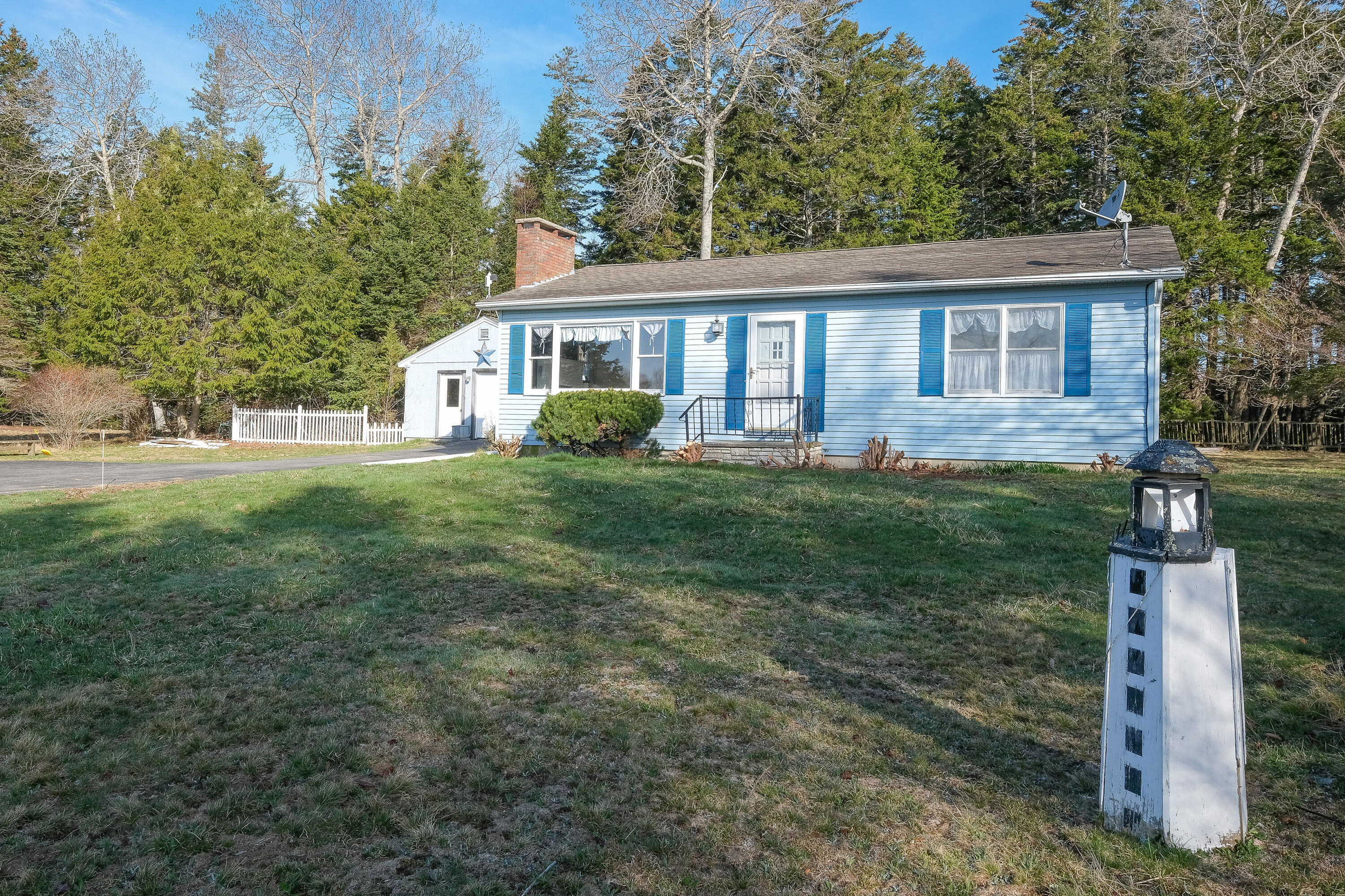 62 Quaco Road Deer Isle, ME 04627 - Photo 8 of 41 62QuacoRd-31
