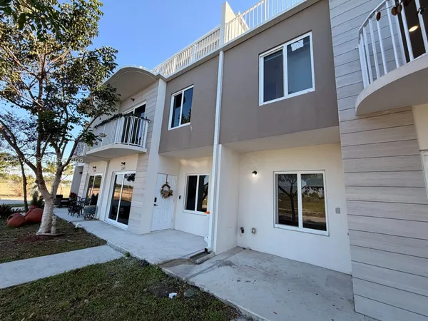 $399,000 | 25823 Southwest 145th Avenue, Unit 25823, Miami, FL 33170
