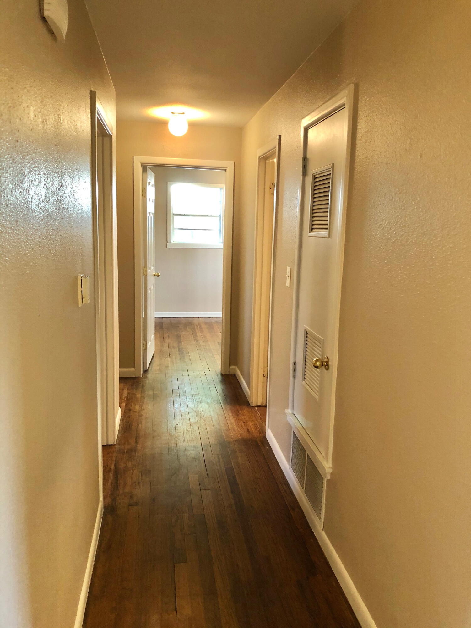 4105 30th Street Lubbock, TX 79410 - Photo 4 of 11 E2214CF1-3319-441B-B044-A909A58C6D90