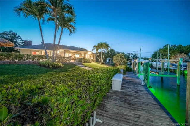 $2,360,000 | 4020 Southeast Whiticar Way, Stuart, FL 34997