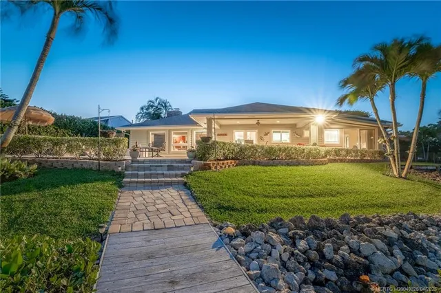 $2,360,000 | 4020 Southeast Whiticar Way, Stuart, FL 34997