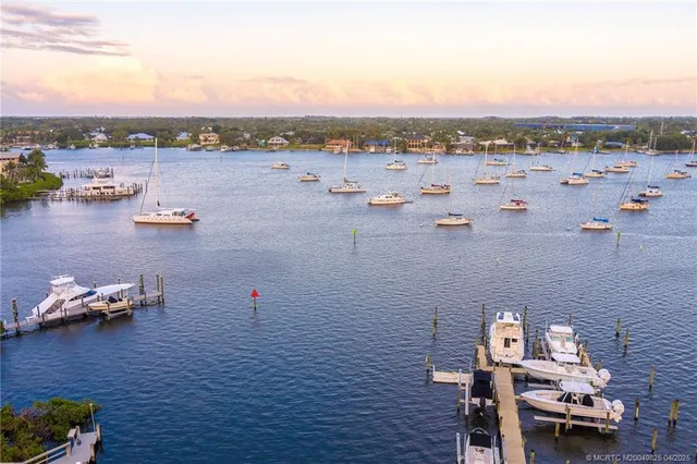 $2,360,000 | 4020 Southeast Whiticar Way, Stuart, FL 34997