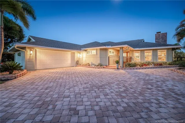 $2,360,000 | 4020 Southeast Whiticar Way, Stuart, FL 34997