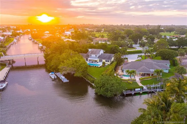 $2,360,000 | 4020 Southeast Whiticar Way, Stuart, FL 34997