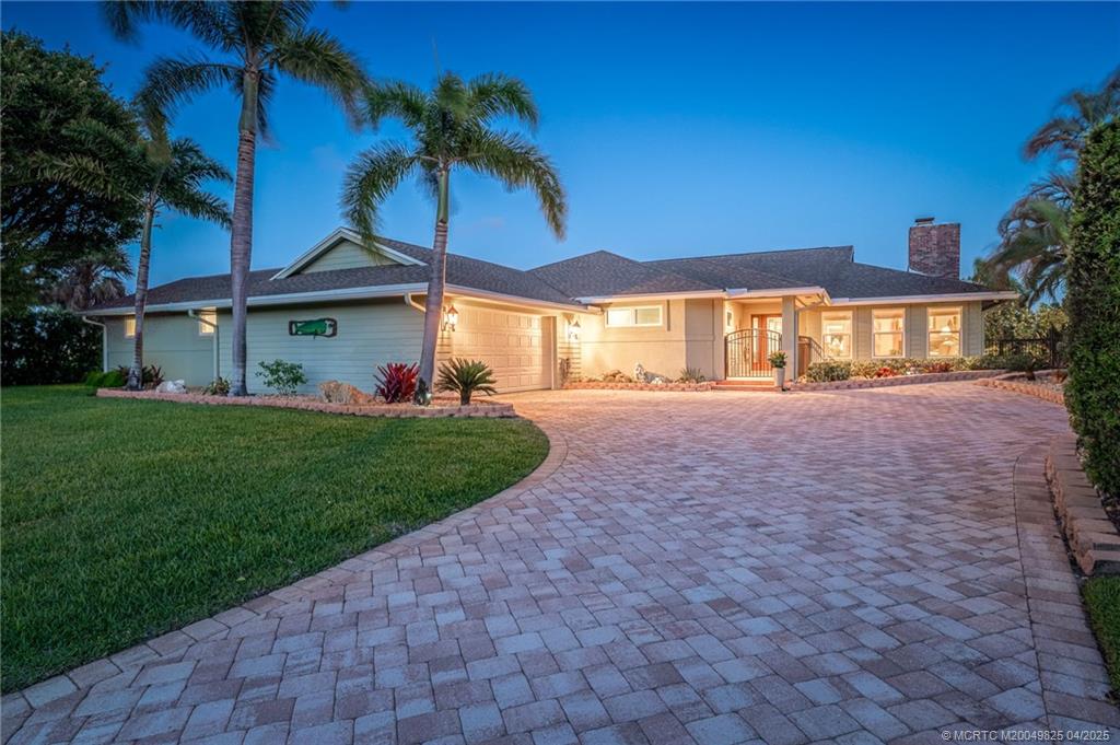 4020 Southeast Whiticar Way Stuart, FL 34997 - Photo 3 of 100