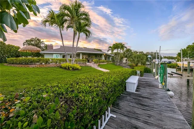 $2,360,000 | 4020 Southeast Whiticar Way, Stuart, FL 34997