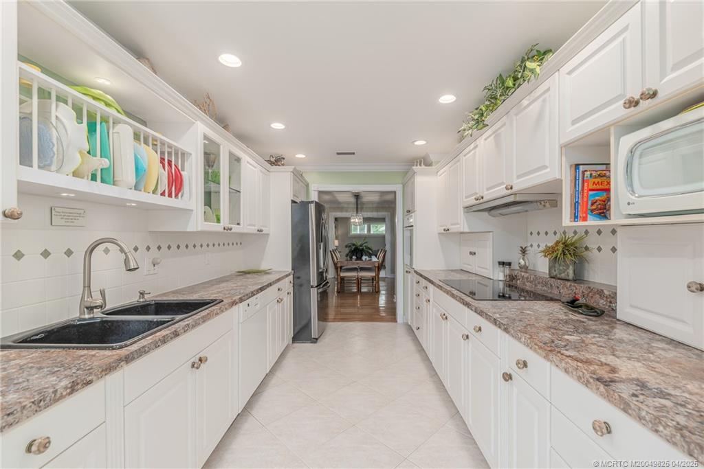 4020 Southeast Whiticar Way Stuart, FL 34997 - Photo 55 of 100