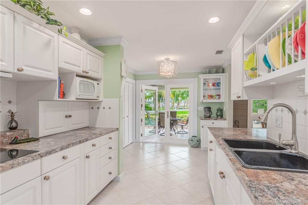 4020 Southeast Whiticar Way Stuart, FL 34997 - Photo 57 of 100