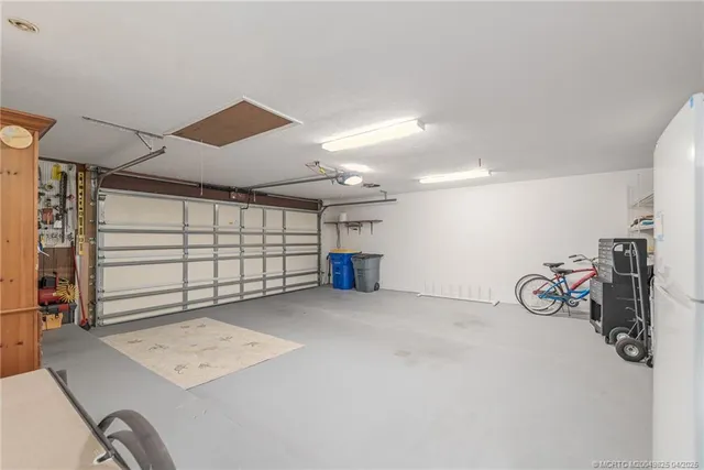 $2,360,000 | 4020 Southeast Whiticar Way, Stuart, FL 34997