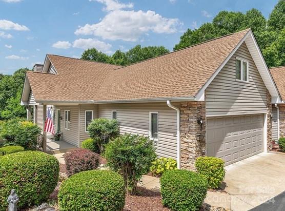 2206 East Cumming Woods Ln Unit 10