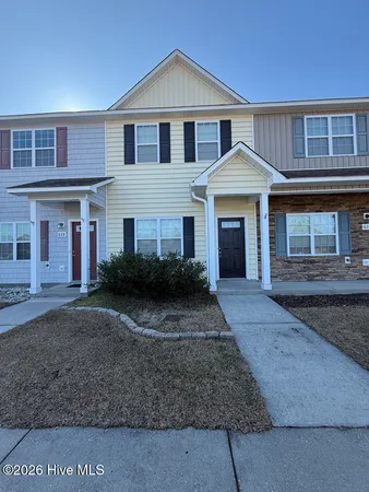 $1,375 | 626 Ebb Tide Lane, Sneads Ferry, NC 28460