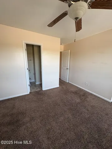 $1,300 | 626 Ebb Tide Lane, Sneads Ferry, NC 28460