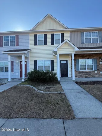 $1,375 | 626 Ebb Tide Lane, Sneads Ferry, NC 28460