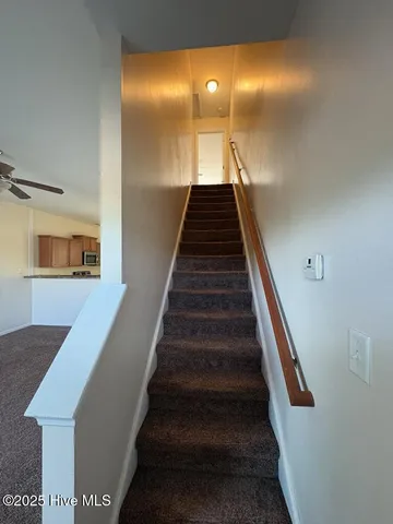 $1,300 | 626 Ebb Tide Lane, Sneads Ferry, NC 28460