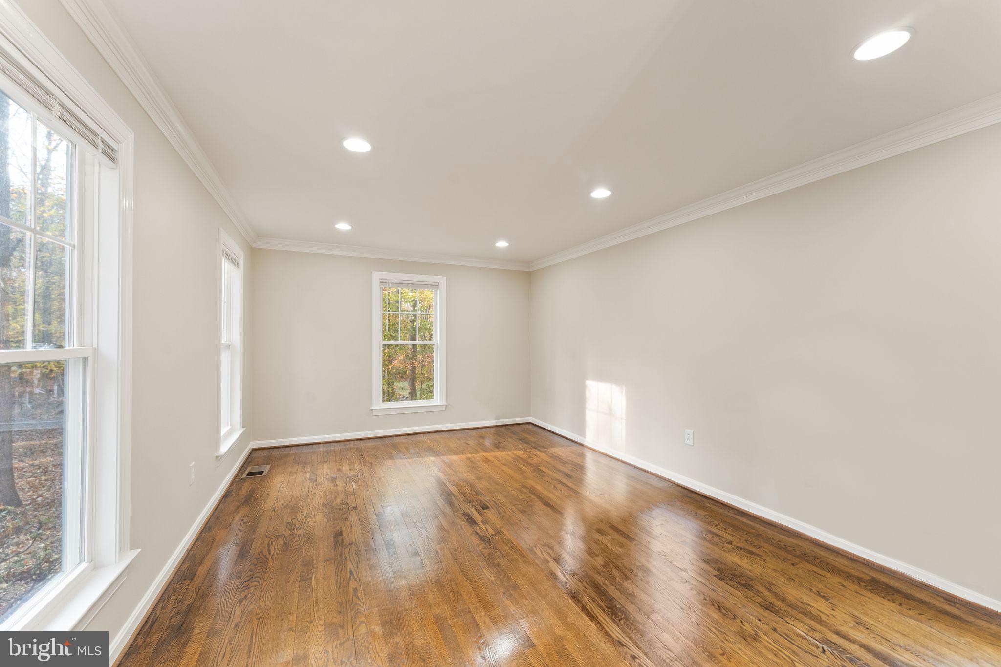 8084 Counselor Road Manassas, VA 20112 - Photo 12 of 62 Living Room