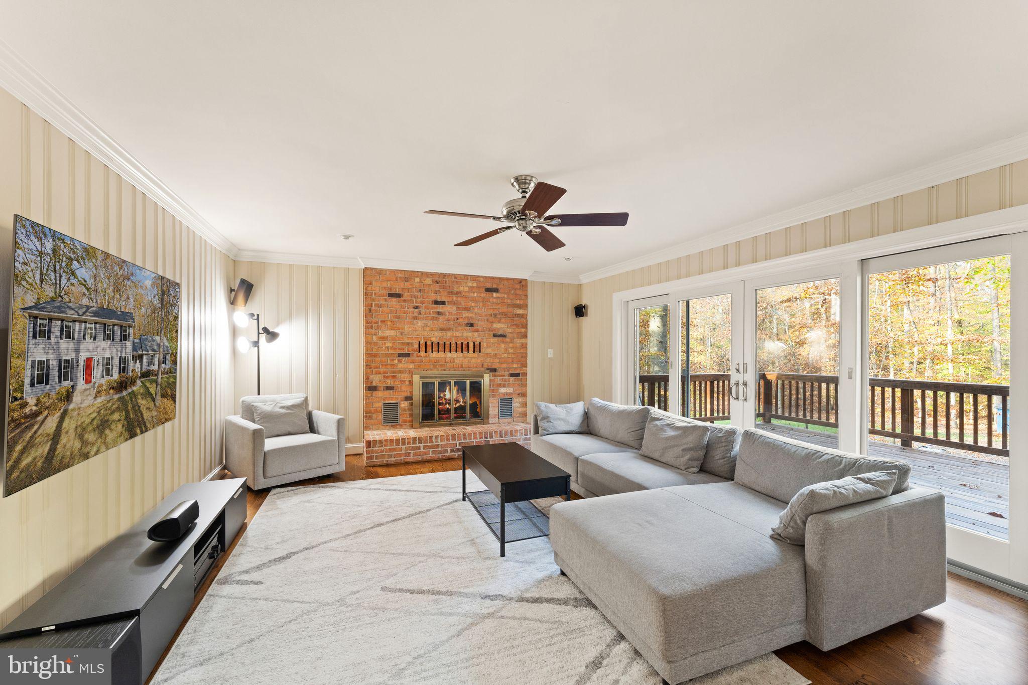8084 Counselor Road Manassas, VA 20112 - Photo 23 of 62 Family room