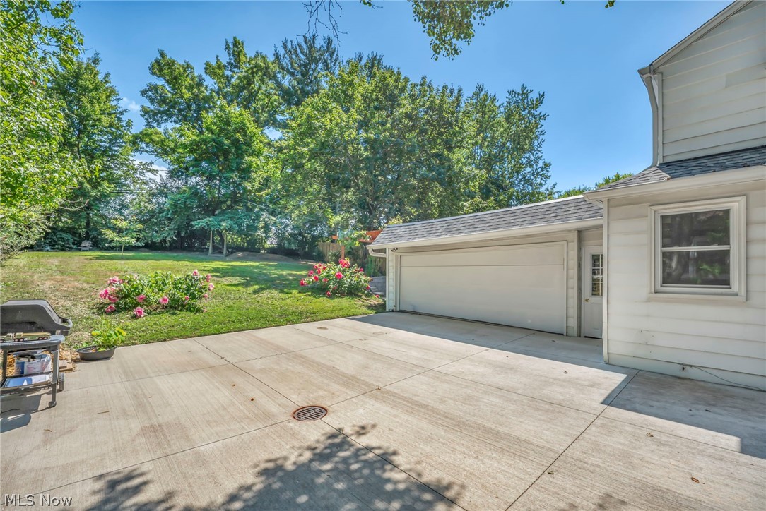 20860 Farnsleigh Road Shaker Heights, OH 44122 - Photo 43 of 46 Gallery Image 43