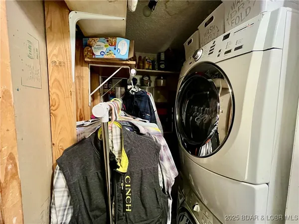 $160,000 | 3441 Minnow Branch Road, Stover, MO 65078