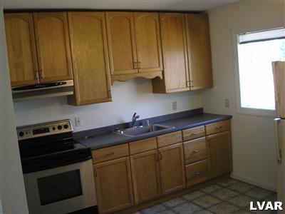 1906 Catasauqua Road Bethlehem, PA 18018 - Photo 3 of 5 Gallery Image 3
