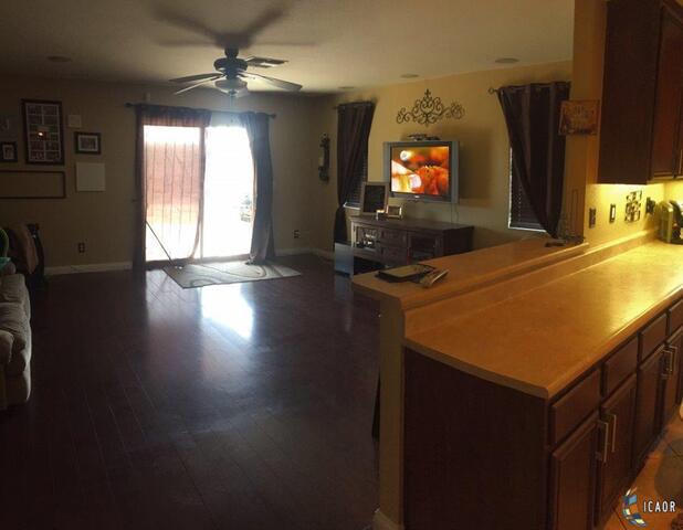 1601 Rodeo Drive Imperial, CA 92251 - Photo 3 of 18 Gallery Image 3
