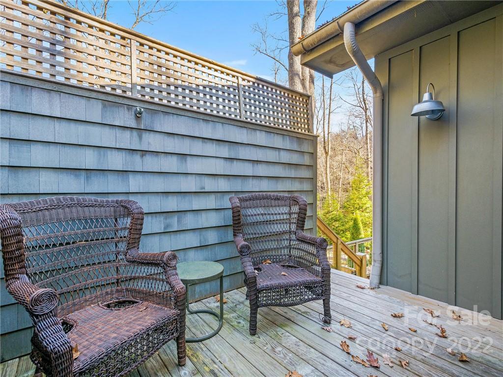 4580 Chimney Rock Road Hendersonville, NC 28792 - Photo 16 of 37 Gallery Image 16