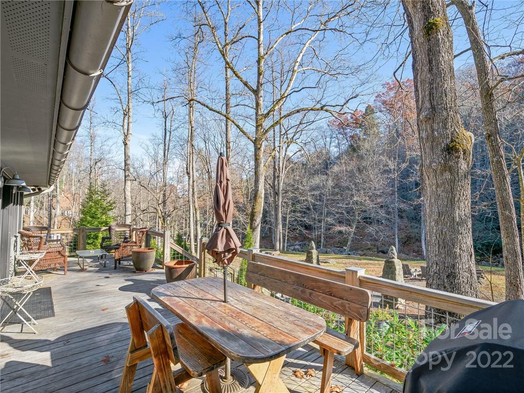 4580 Chimney Rock Road Hendersonville, NC 28792 - Photo 20 of 37 Gallery Image 20