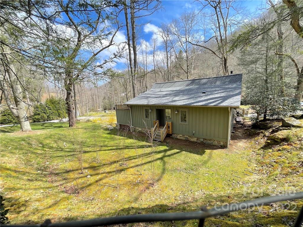4580 Chimney Rock Road Hendersonville, NC 28792 - Photo 25 of 37 Gallery Image 25