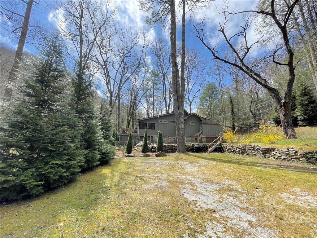 4580 Chimney Rock Road Hendersonville, NC 28792 - Photo 26 of 37 Gallery Image 26