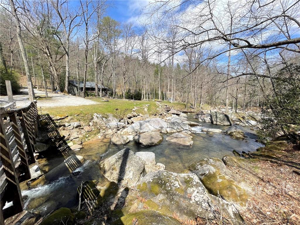 4580 Chimney Rock Road Hendersonville, NC 28792 - Photo 27 of 37 Gallery Image 27