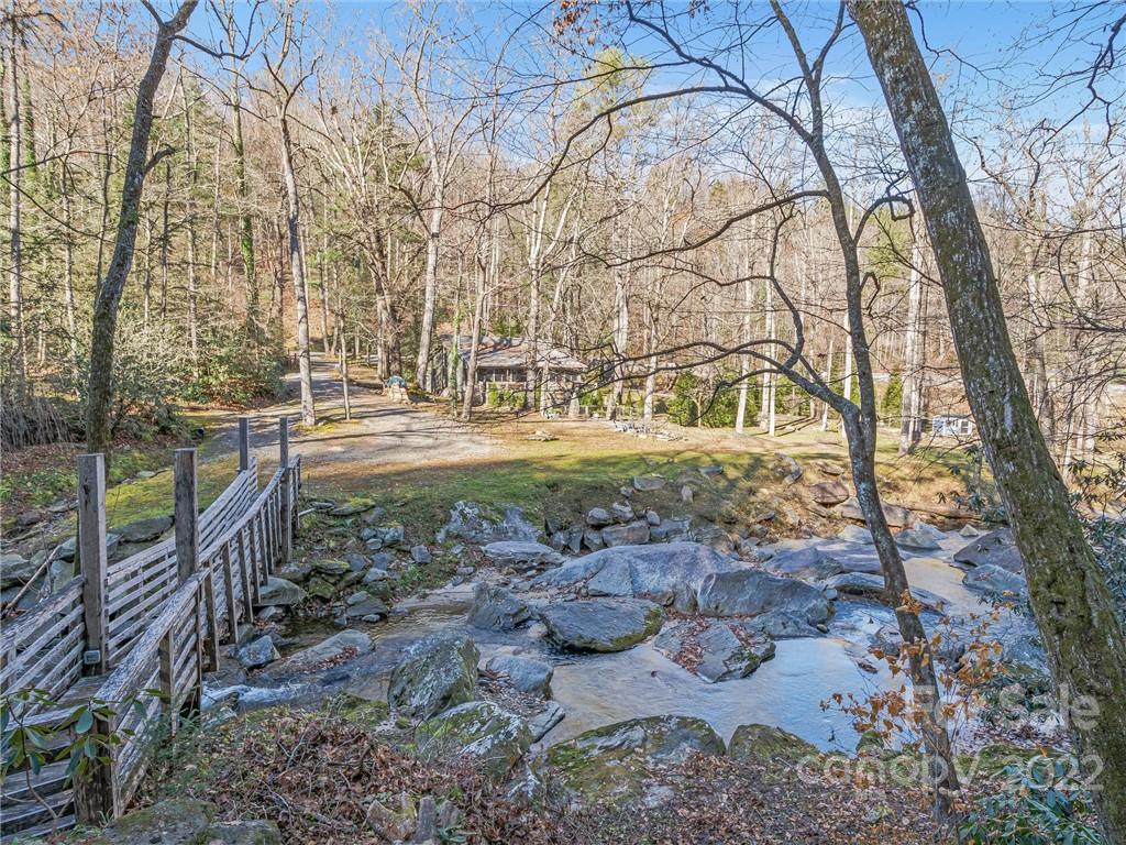 4580 Chimney Rock Road Hendersonville, NC 28792 - Photo 32 of 37 Gallery Image 32