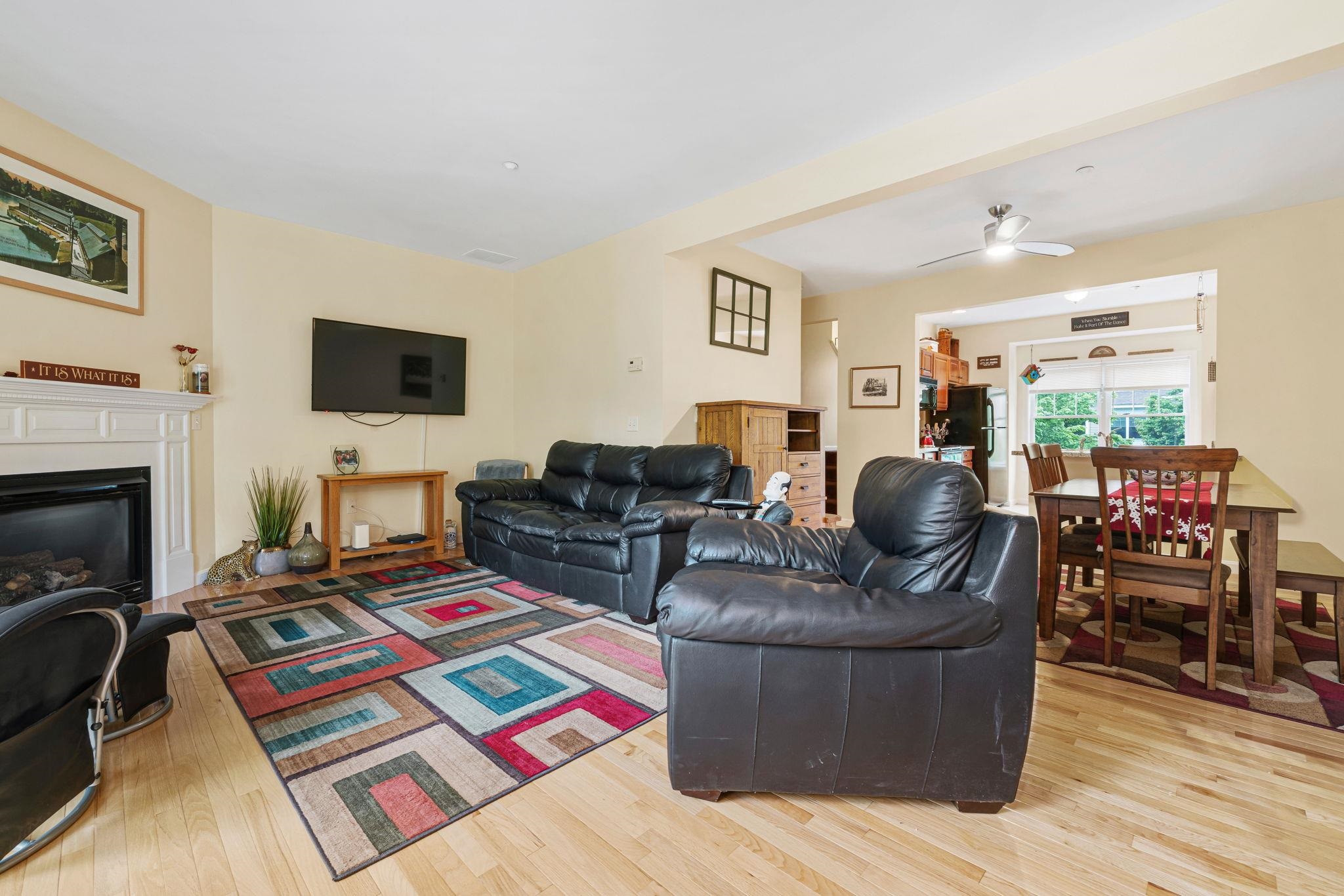 3 Hackett Hill Road, Unit 51 Manchester, NH 03102 - Photo 16 of 32 Gallery Image 16