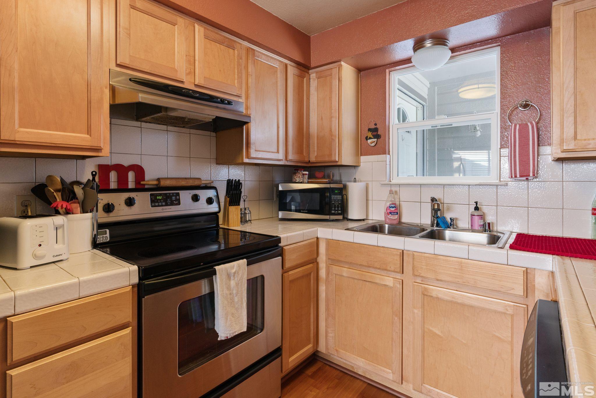 3979 Buckingham Square Reno, NV 89503 - Photo 10 of 31 Photo 10