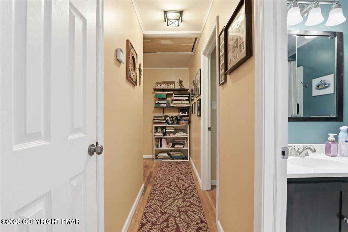 8188 Oak Ridge Lane Cresco, PA 18326 - Photo 23 of 52 30-001_DSC_2282