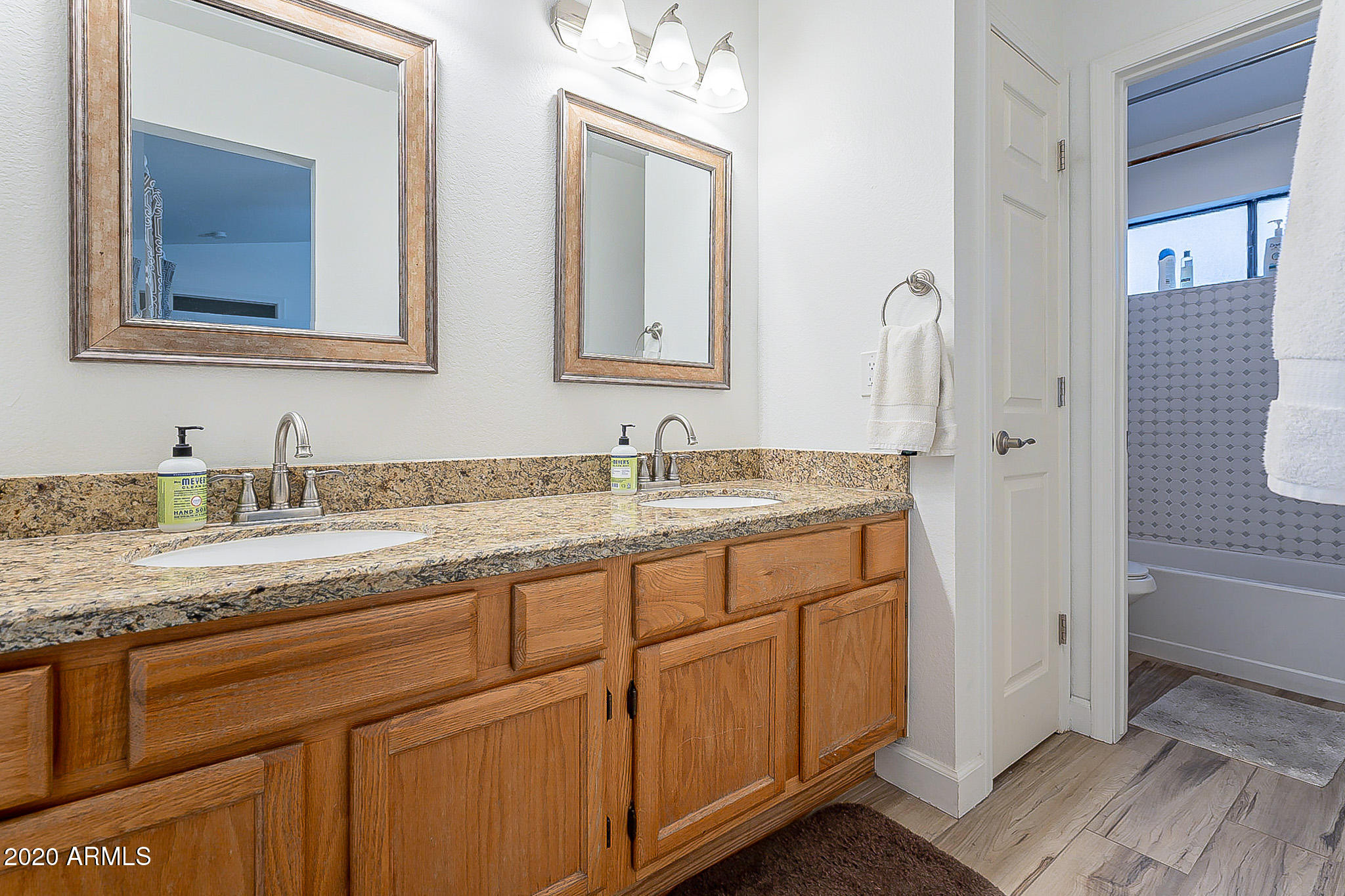 1501 East Mineral Road Gilbert, AZ 85234 - Photo 11 of 20 OS Bath