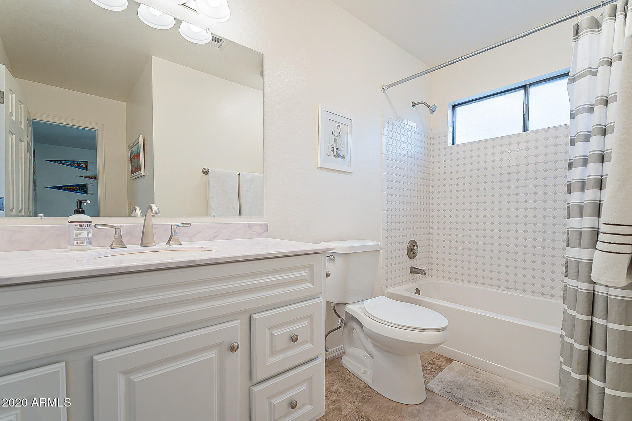 1501 East Mineral Road Gilbert, AZ 85234 - Photo 14 of 20 JJ Bath1