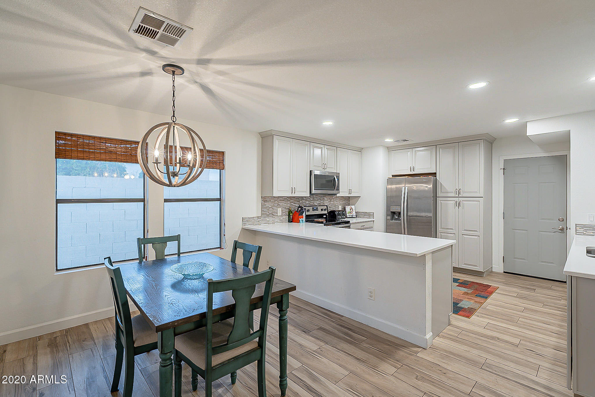 1501 East Mineral Road Gilbert, AZ 85234 - Photo 4 of 20 Dining